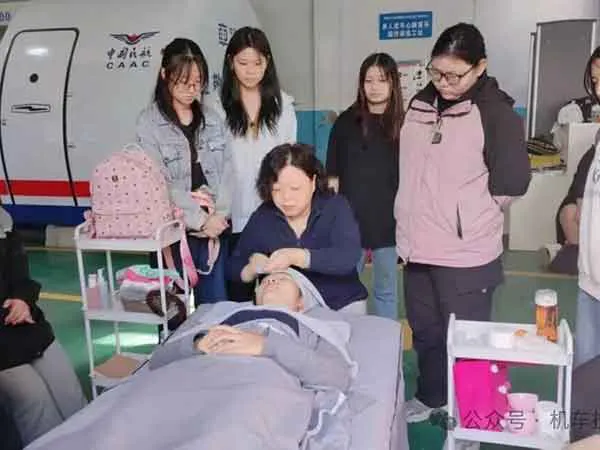 金秋启新程，笃行谱华章 | 学校9月份工作简报