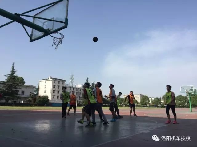 640 (10)