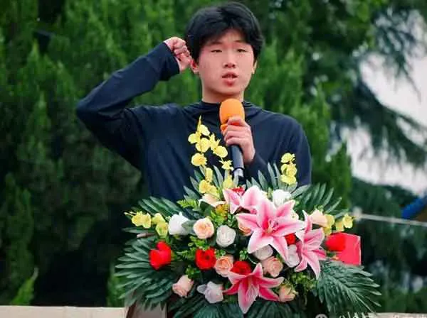 运动员代表宣誓