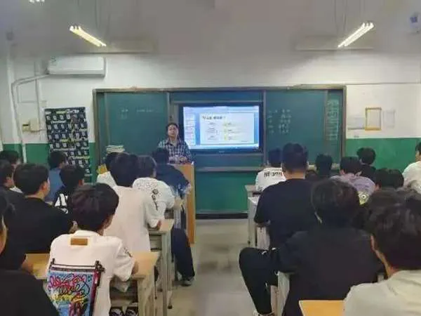 深耕五月，聚力育人  | 学校5月工作简报